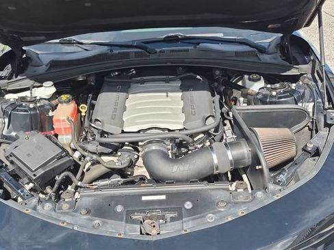Used 2016 Chevrolet Camaro SS RWD image 28
