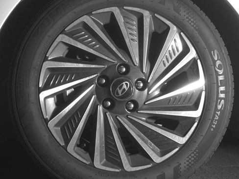 Used 2025 Hyundai Sonata SEL image 12