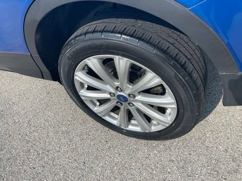 Used 2017 Ford Escape Titanium FWD image 15