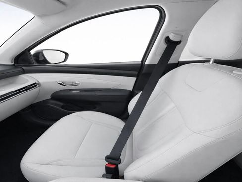 Used 2025 Hyundai Tucson SEL FWD image 18