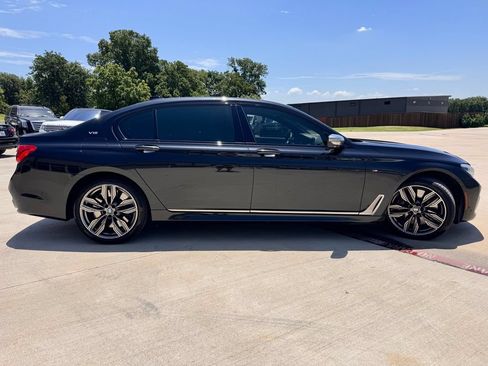 Used 2018 BMW M760i xDrive AWD/4WD image 7