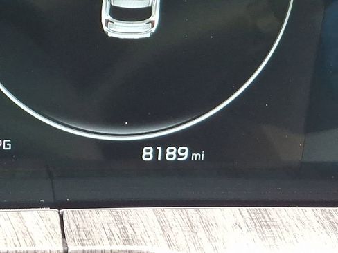 Used 2025 Kia Telluride SX w/ SX Captain's Chair Package image 24