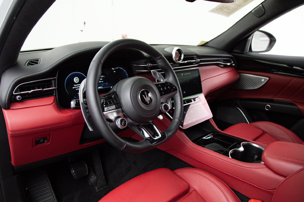 Certified 2023 Maserati Grecale Modena AWD/4WD image 19