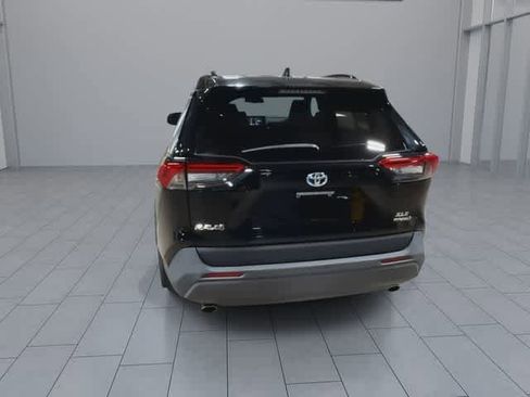 Used 2023 Toyota RAV4 XLE w/ XLE Grade Weather Package AWD/4WD image 7