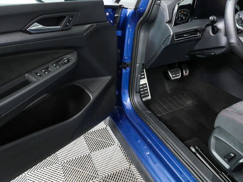 Certified 2025 Volkswagen GTI S image 10