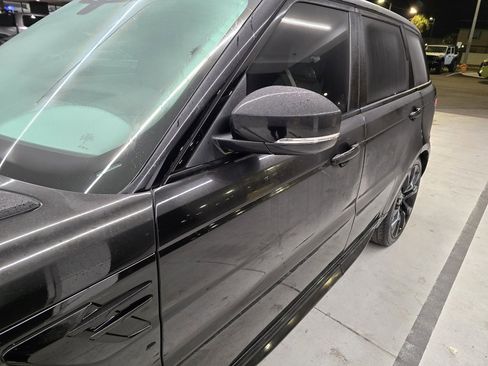 Used 2020 Land Rover Range Rover Sport HST image 12