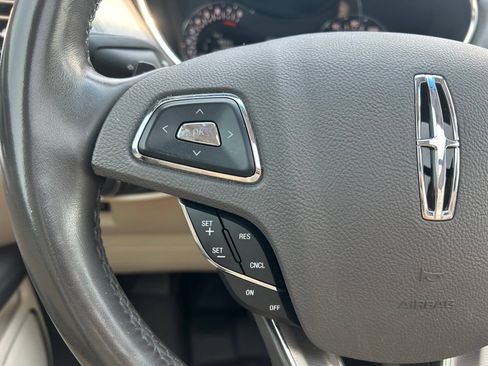Used 2018 Lincoln MKX Reserve w/ Lincoln MKX Climate Package AWD/4WD image 17