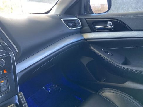 Used 2017 Nissan Maxima 3.5 SV FWD image 35