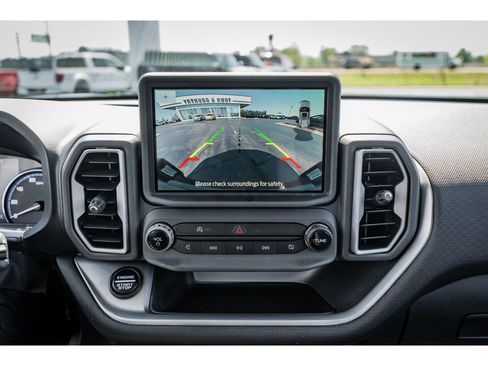 Used 2023 Ford Bronco Sport Outer Banks w/ Tech Package image 16