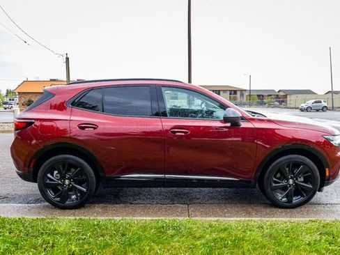 Used 2022 Buick Envision Essence w/ Technology Package II AWD/4WD image 4