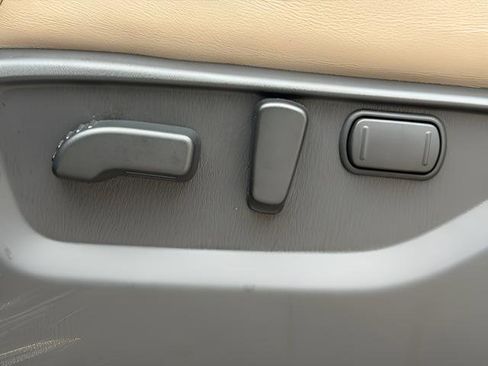 Used 2024 Nissan Armada Platinum w/ Captain's Chairs Package image 5