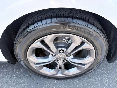 Used 2023 Honda Accord EX image 25