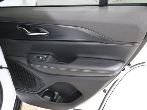 New 2026 Jeep Grand Cherokee Laredo image 13