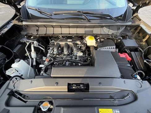 New 2026 Nissan Pathfinder SV image 32