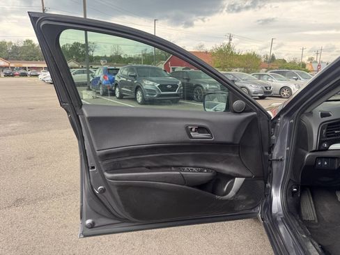 Used 2020 Acura ILX image 12