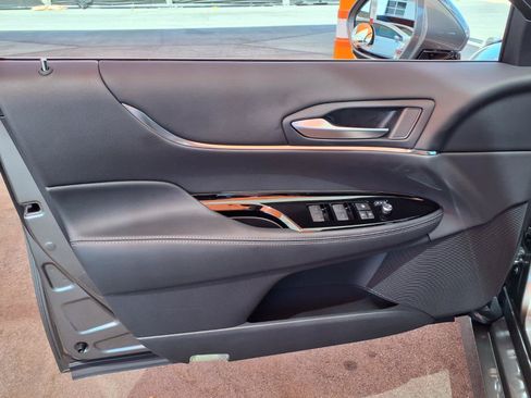 Used 2026 Toyota Mirai RWD image 13