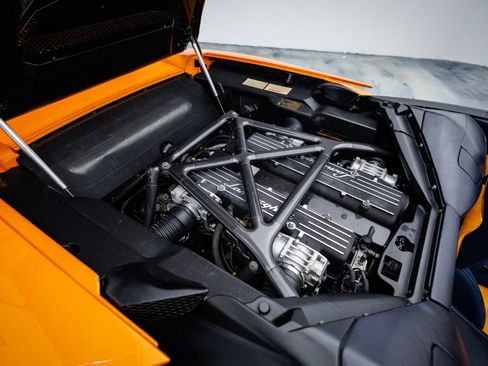 Used 2005 Lamborghini Murcielago Roadster AWD/4WD image 49