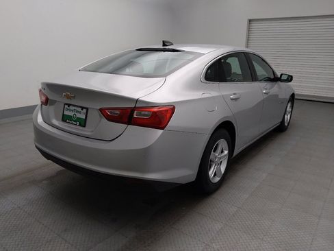 Used 2021 Chevrolet Malibu LS FWD image 9