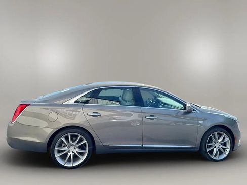 Used 2018 Cadillac XTS Premium Luxury w/ Driver Assist Package FWD image 5