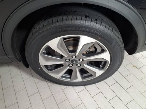 Used 2023 Ford Escape Platinum AWD/4WD image 8