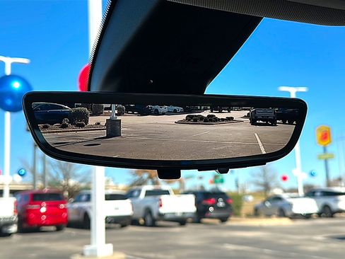 Used 2022 Buick Enclave Avenir w/ Avenir Technology Package image 38