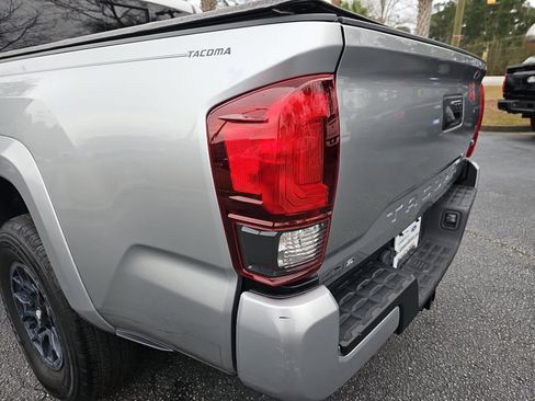 Used 2022 Toyota Tacoma SR5 image 31