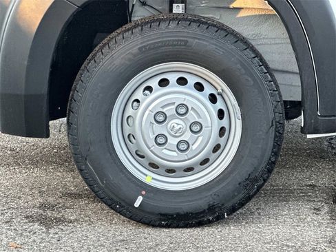 New 2026 RAM ProMaster 2500 w/ Convenience Group image 8