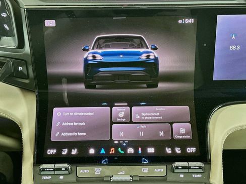 New 2026 Porsche Cayenne Electric Coupe AWD/4WD image 17