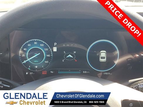 Used 2024 Hyundai Elantra SEL image 29