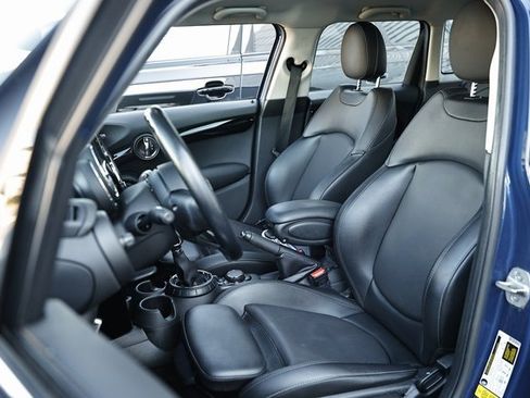 Used 2017 MINI Cooper S image 19