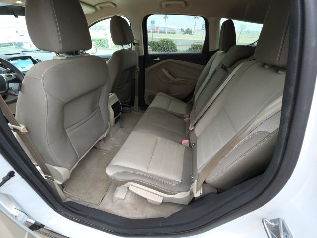 Used 2016 Ford Escape SE w/ Equipment Group 201A FWD image 23