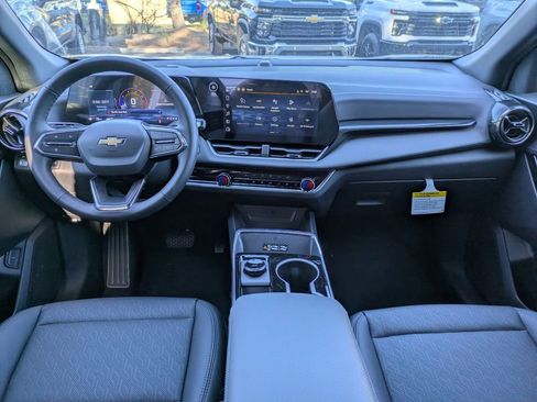 New 2026 Chevrolet Equinox LT w/ Convenience Package II image 14