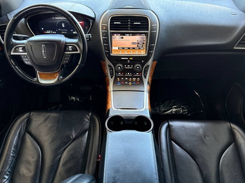 Used 2019 Lincoln Nautilus Reserve AWD/4WD image 14