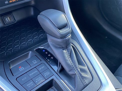 Certified 2025 Toyota RAV4 LE image 12