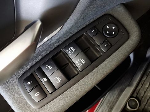 Used 2023 RAM 1500 Big Horn RWD image 25