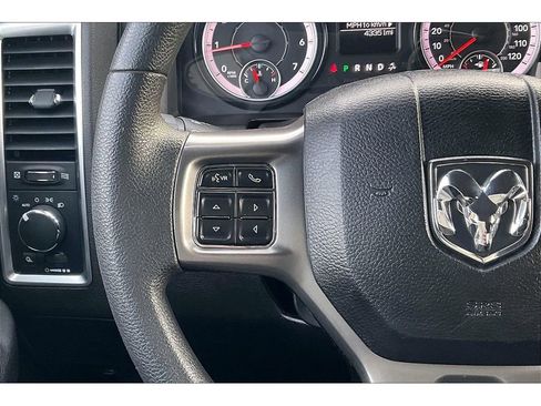 Used 2024 RAM 1500 Classic SLT image 18