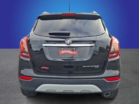 Used 2022 Buick Encore Preferred w/ Safety Package II AWD/4WD image 5