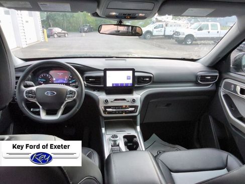 Used 2023 Ford Explorer XLT w/ Equipment Group 202A AWD/4WD image 23
