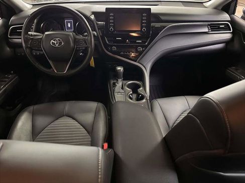 Used 2023 Toyota Camry SE w/ Cold Weather Package FWD image 17