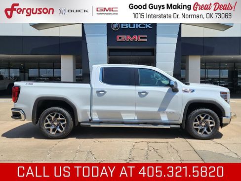 New 2026 GMC Sierra 1500 SLT w/ SLT Premium Plus Package AWD/4WD image 3