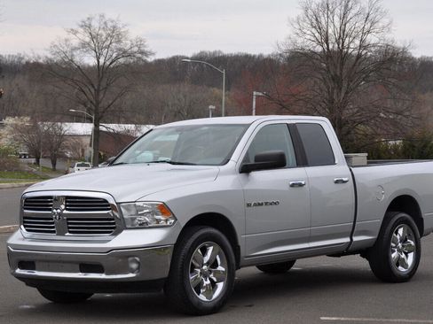 Used 2016 RAM 1500 Big Horn image 2