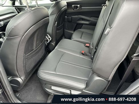 Certified 2025 Kia Sorento S AWD/4WD image 11