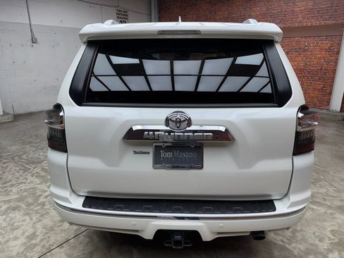 Used 2023 Toyota 4Runner Limited image 4