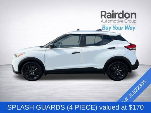 Used 2018 Nissan Kicks S w/ Exterior Package image 4