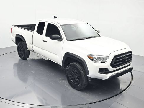 Used 2022 Toyota Tacoma SR w/ SX Package RWD image 30