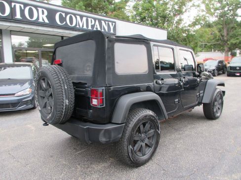 Used 2017 Jeep Wrangler Unlimited Sport w/ Quick Order Package 24S AWD/4WD image 5