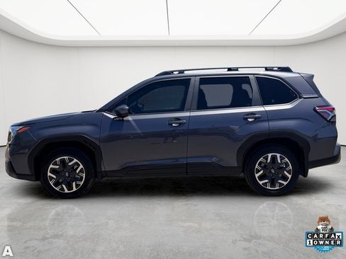 Used 2025 Subaru Forester Premium w/ Convenience Package #2 AWD/4WD image 3
