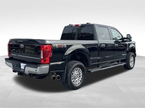 Used 2022 Ford F250 Lariat w/ Lariat Ultimate Package image 3