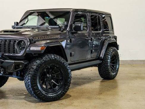 Used 2025 Jeep Wrangler Unlimited Rubicon 392 image 27