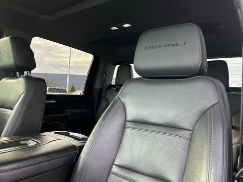 Used 2021 GMC Sierra 2500 Denali w/ Denali Ultimate Package image 23
